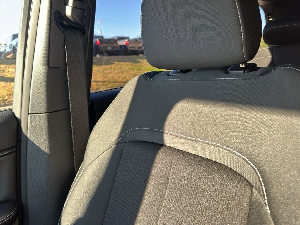 New 2025 Jeep Grand Cherokee Laredo X RWD image 21