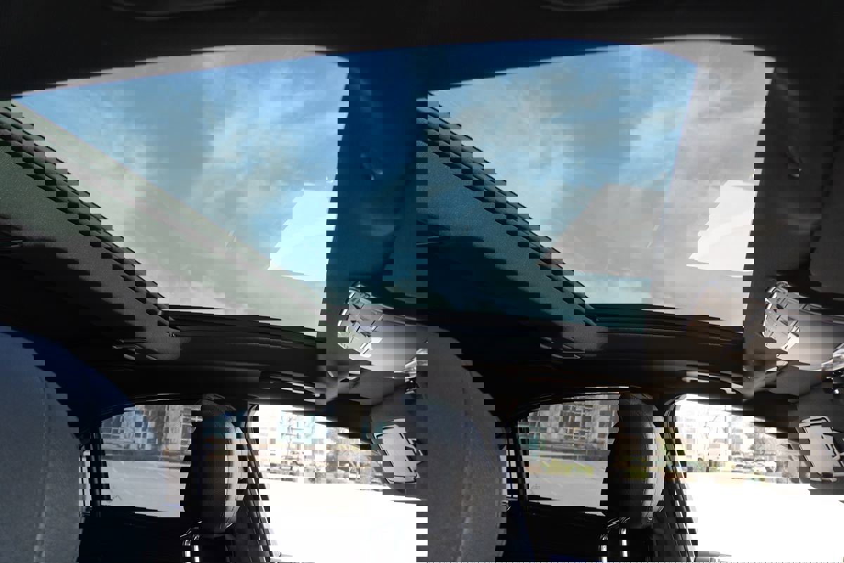 Used 2019 Mercedes-Benz S 450 Sedan w/ Premium Package image 16