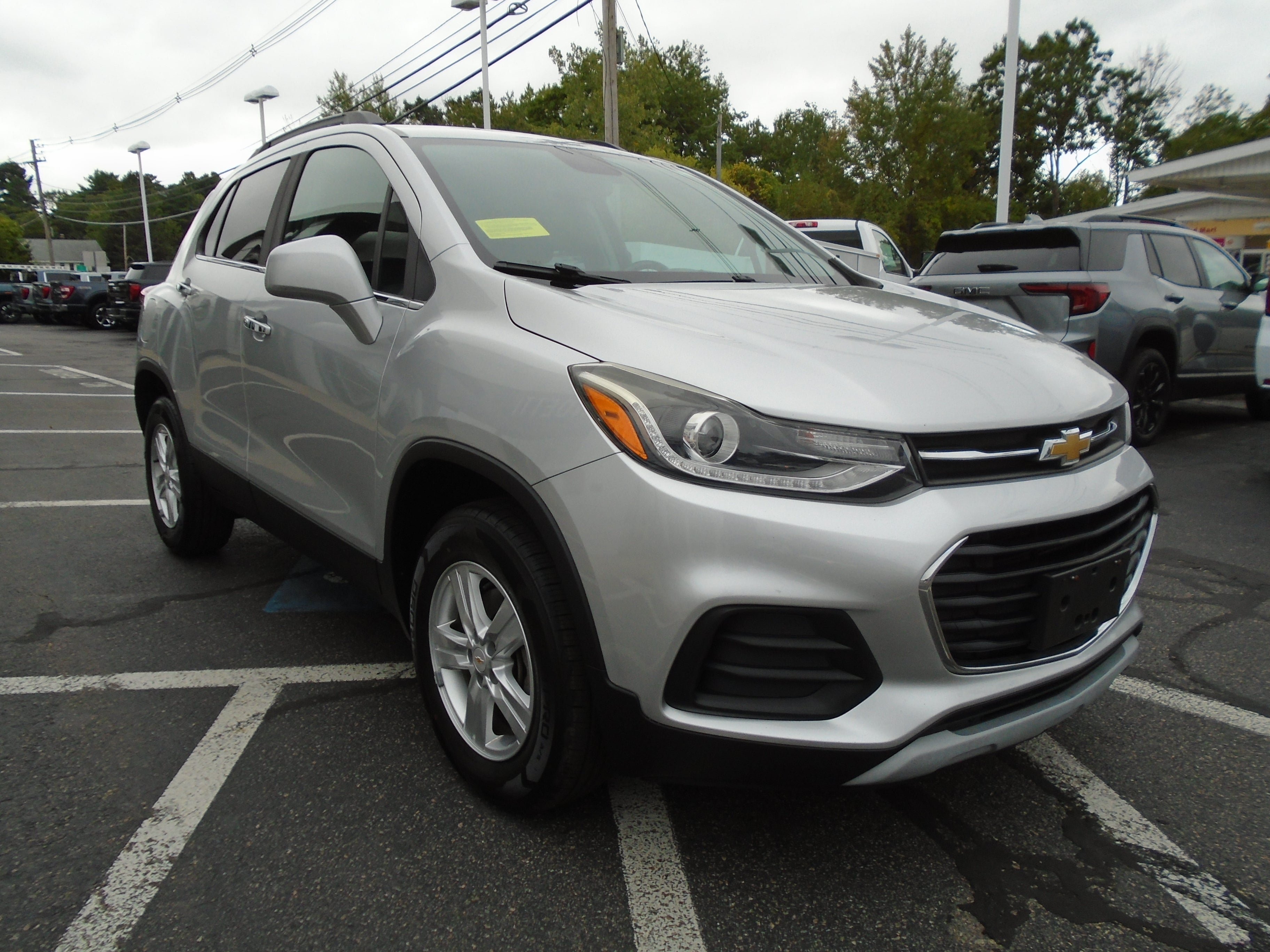 Certified 2018 Chevrolet Trax LT w/ LT Convenience Package AWD/4WD image 4