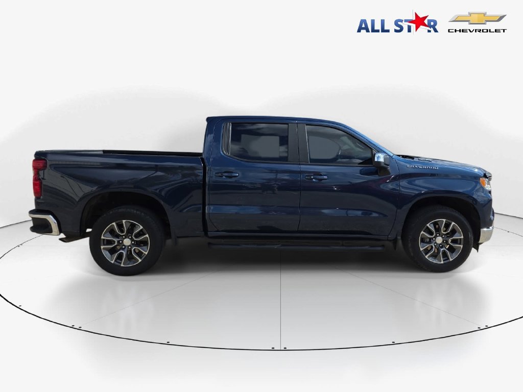 Used 2022 Chevrolet Silverado 1500 LT w/ Protection Package RWD image 2