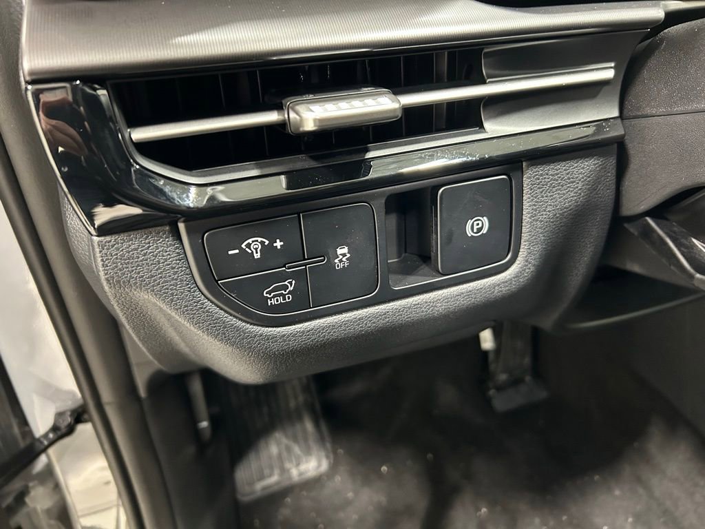 New 2026 Kia Sportage EX w/ EX Panorama Roof Package image 11