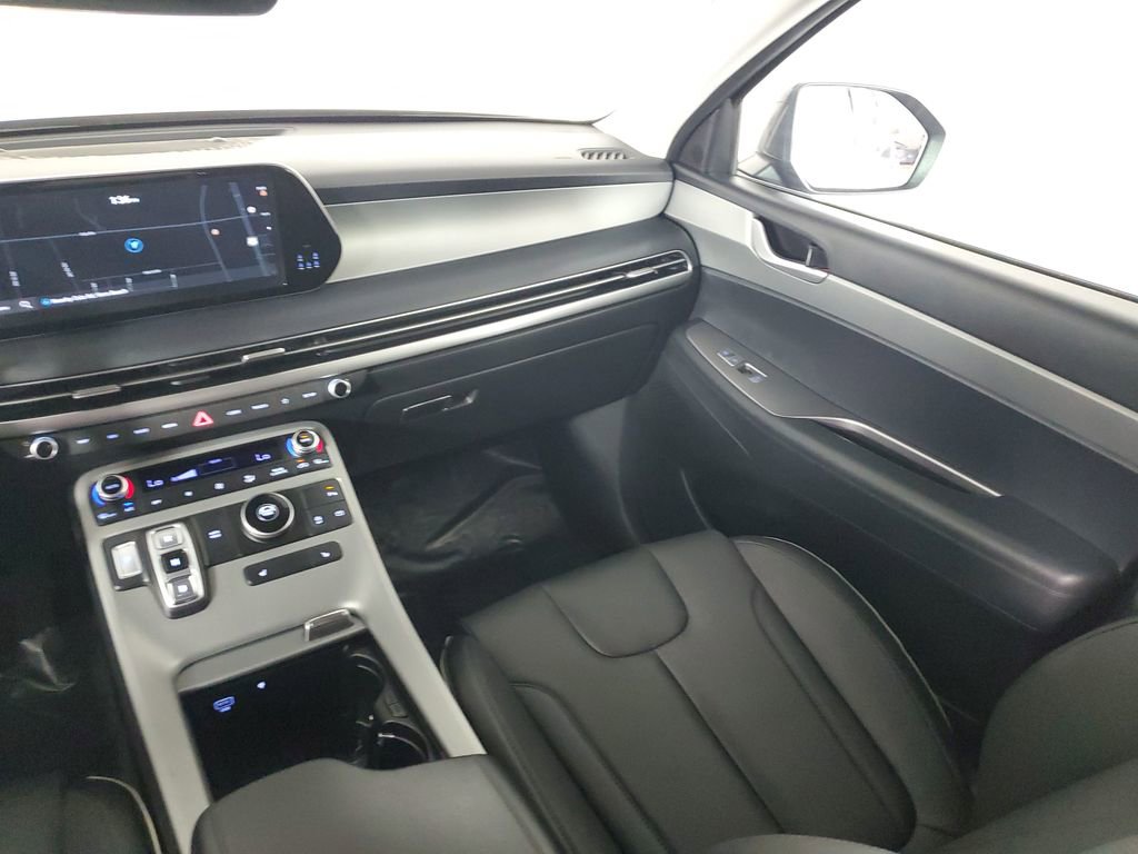 Used 2025 Hyundai Palisade SEL FWD image 28