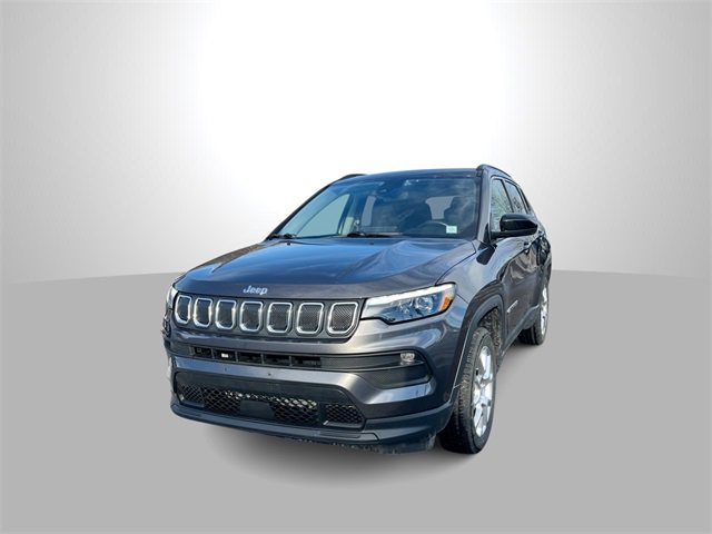 Used 2022 Jeep Compass Latitude w/ Sun and Sound Group image 1