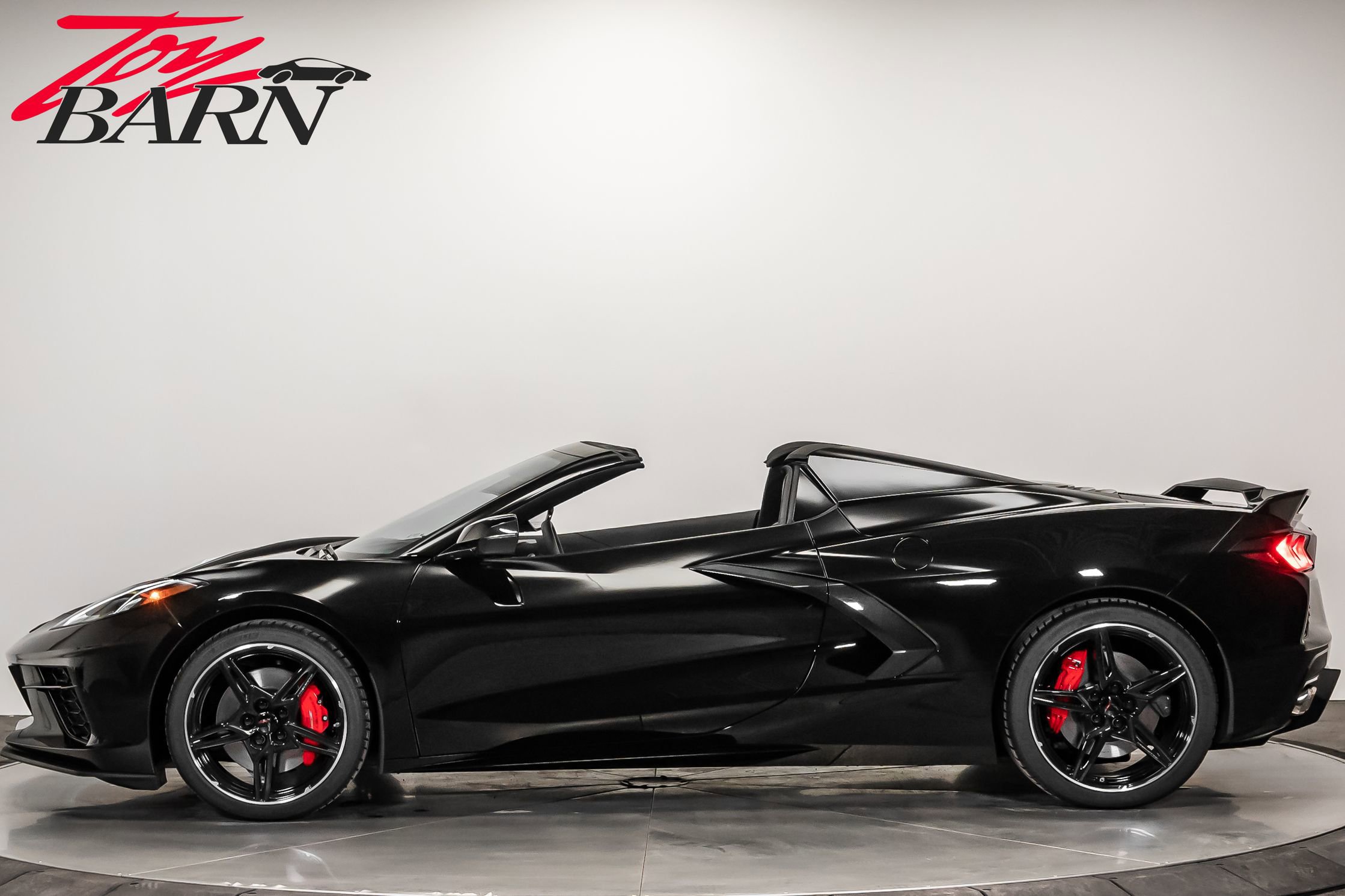 Used 2024 Chevrolet Corvette Stingray w/ Z51 Performance Package image 2