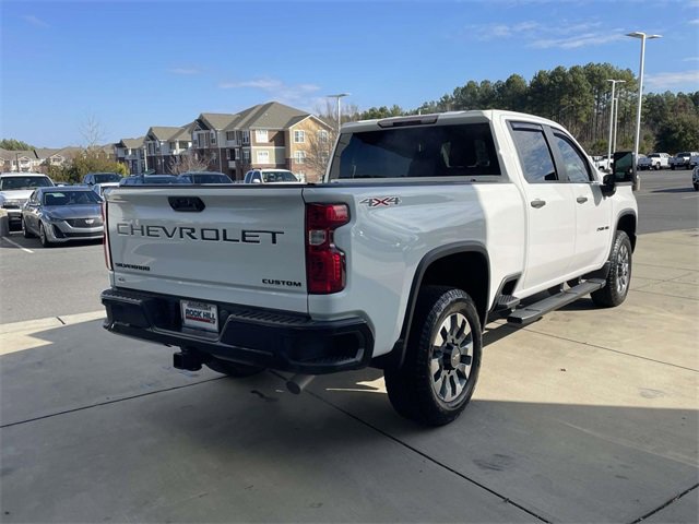Used 2023 Chevrolet Silverado 2500 Custom w/ Custom Value Package image 6