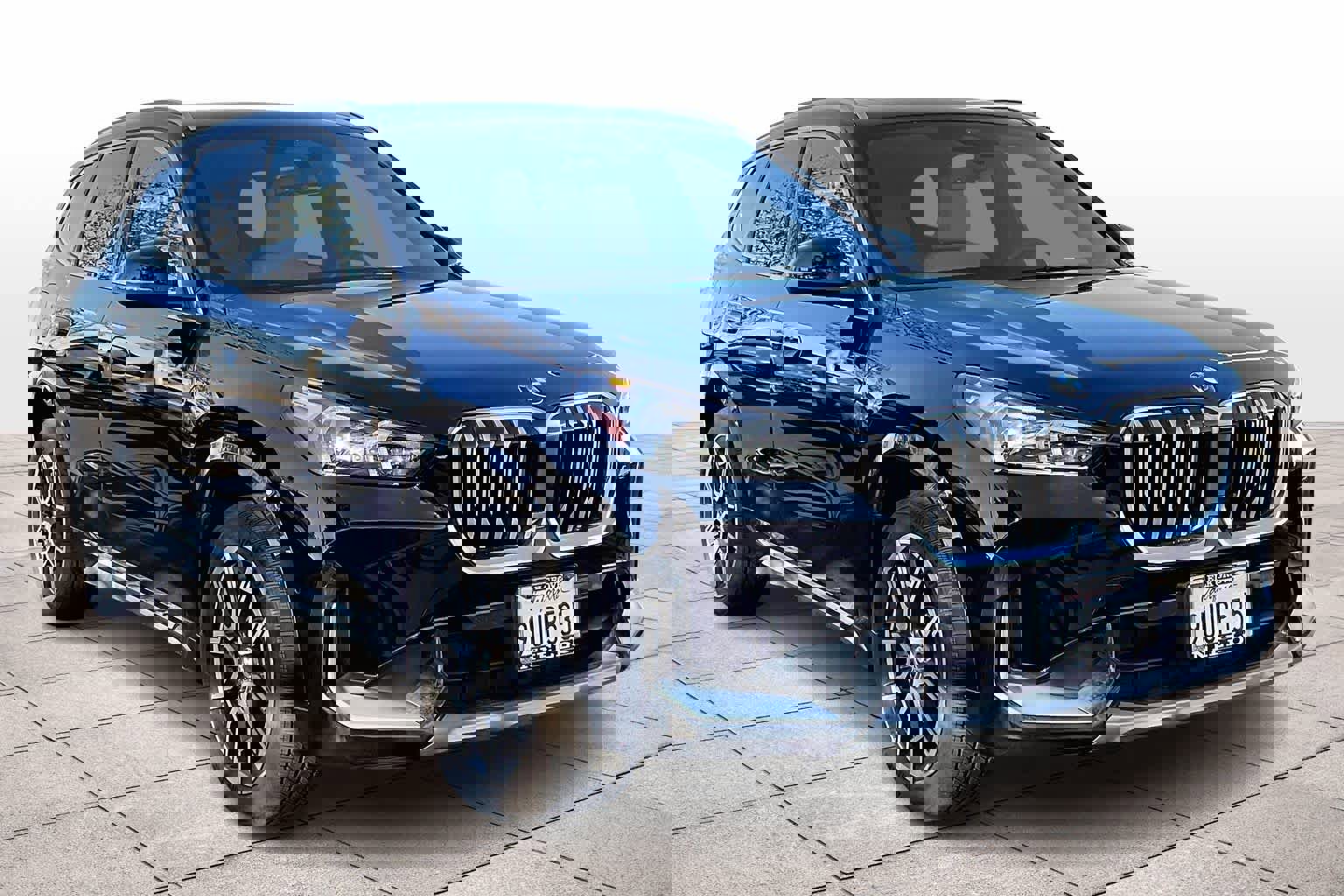 Used 2025 BMW X1 xDrive28i w/ Convenience Package image 2