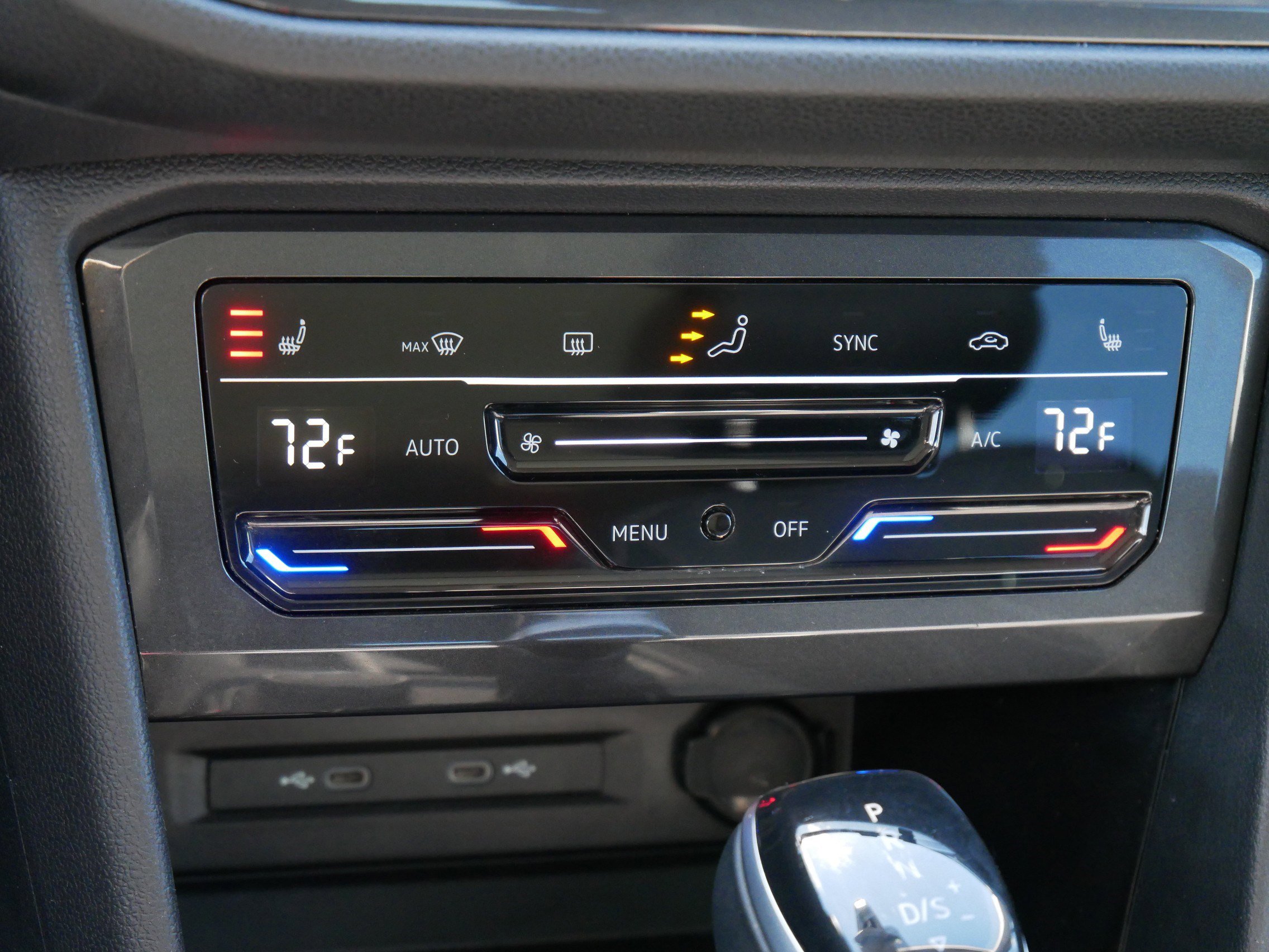 Certified 2023 Volkswagen Tiguan SE w/ Panoramic Sunroof Package image 23