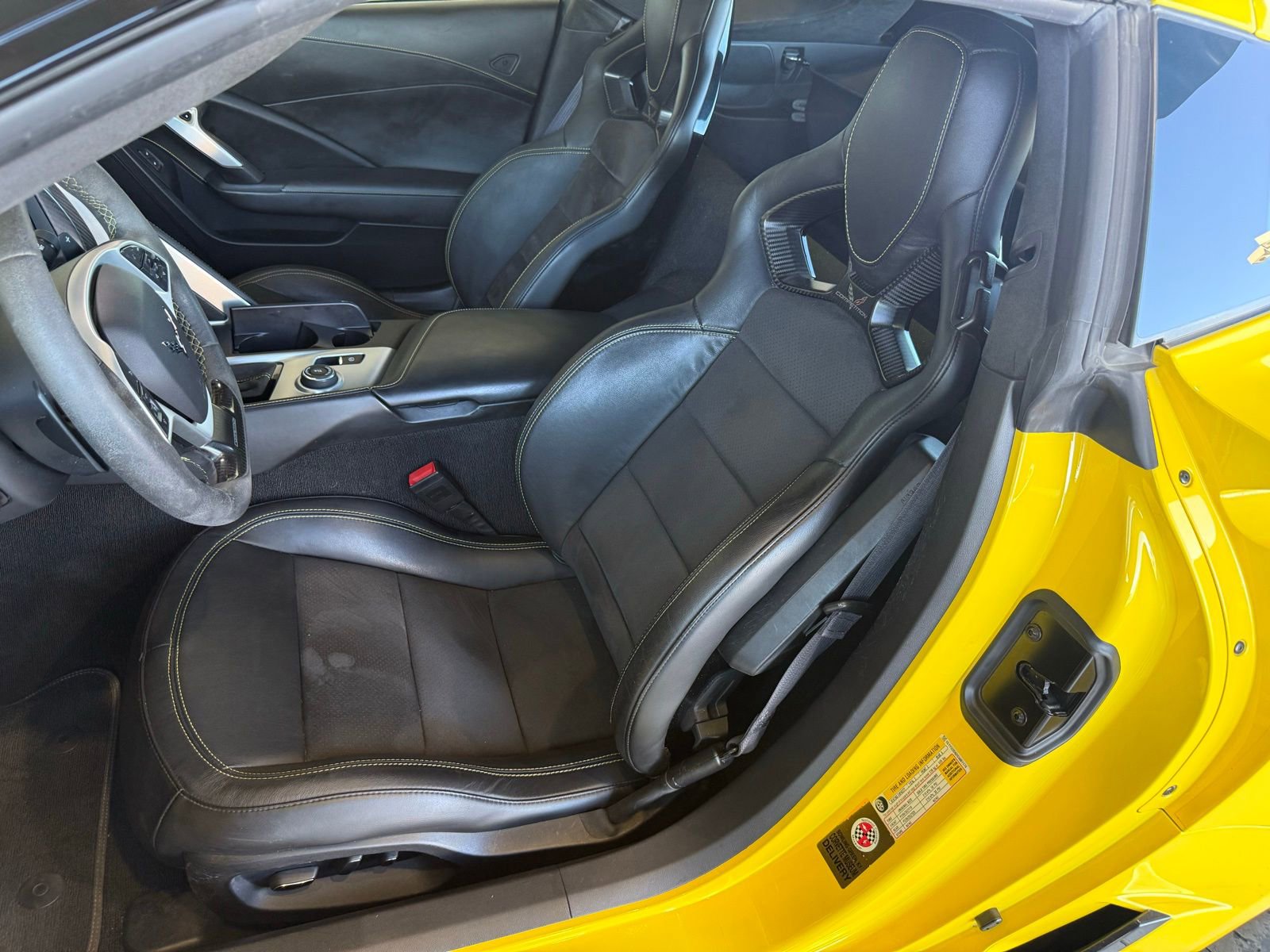 Used 2016 Chevrolet Corvette Z06 w/ 3LZ Preferred Equipment Group image 33