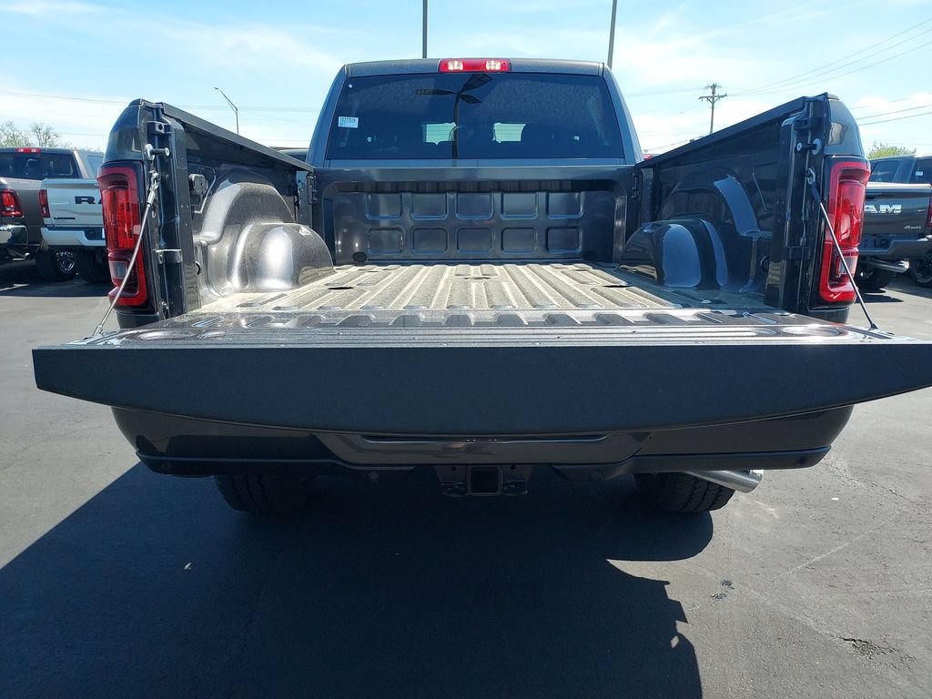 New 2026 RAM 2500 Big Horn AWD/4WD image 29
