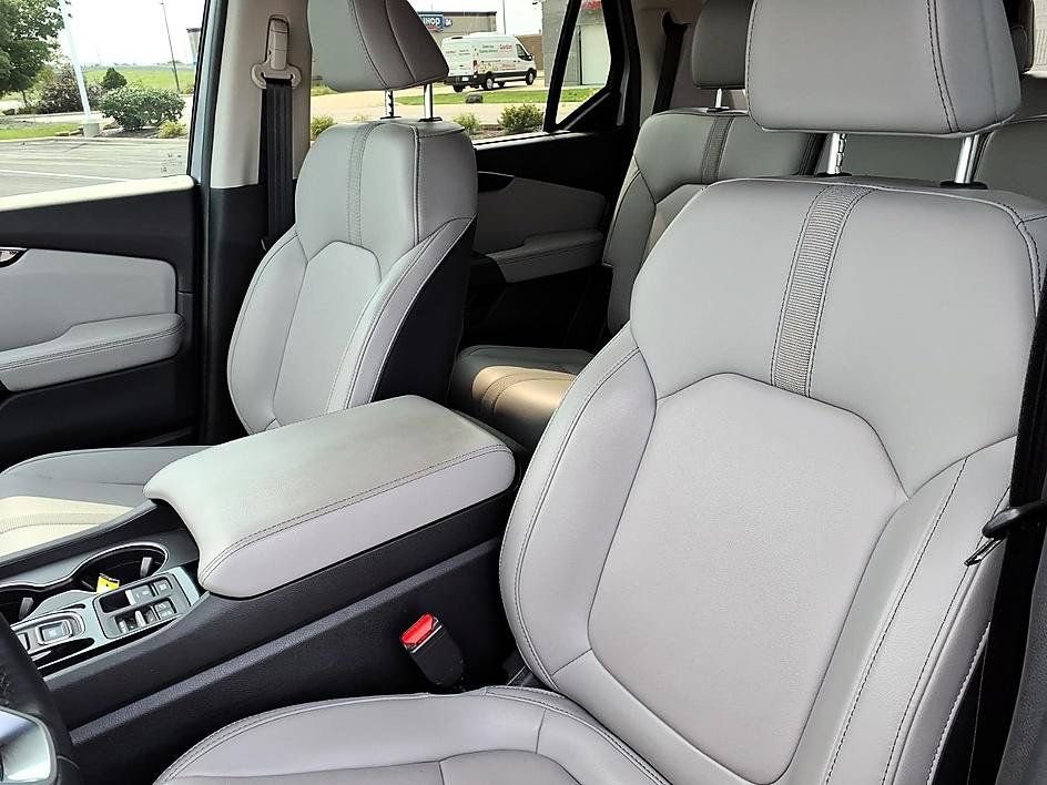 Used 2025 Honda Pilot EX-L image 17
