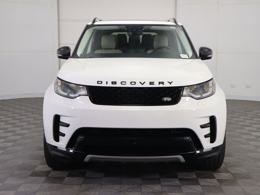 Used 2020 Land Rover Discovery Landmark image 2