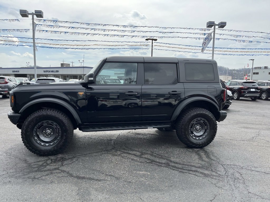 Used 2024 Ford Bronco Badlands image 4