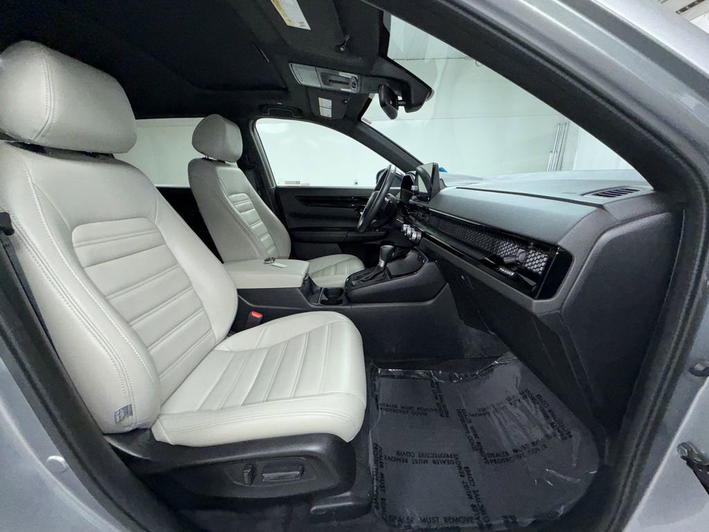 Used 2023 Honda CR-V Sport Touring image 14