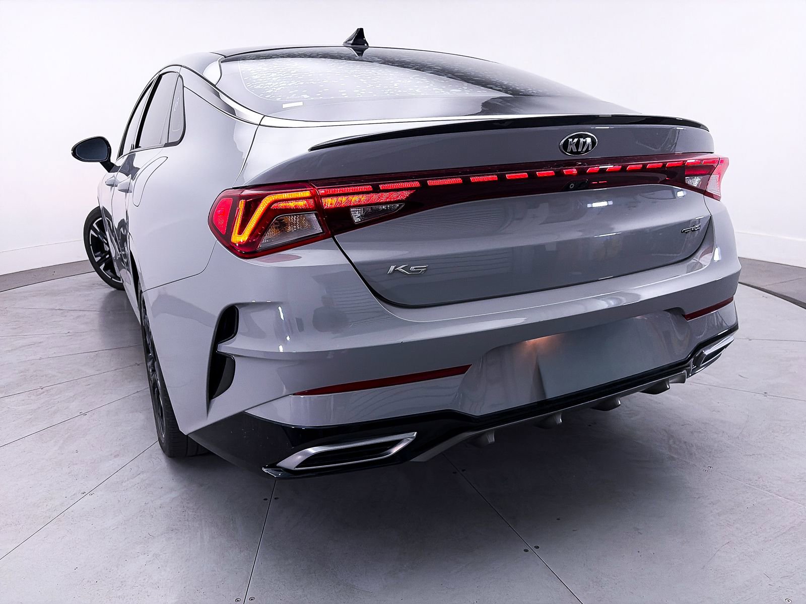 Used 2021 Kia K5 GT-Line AWD/4WD image 9