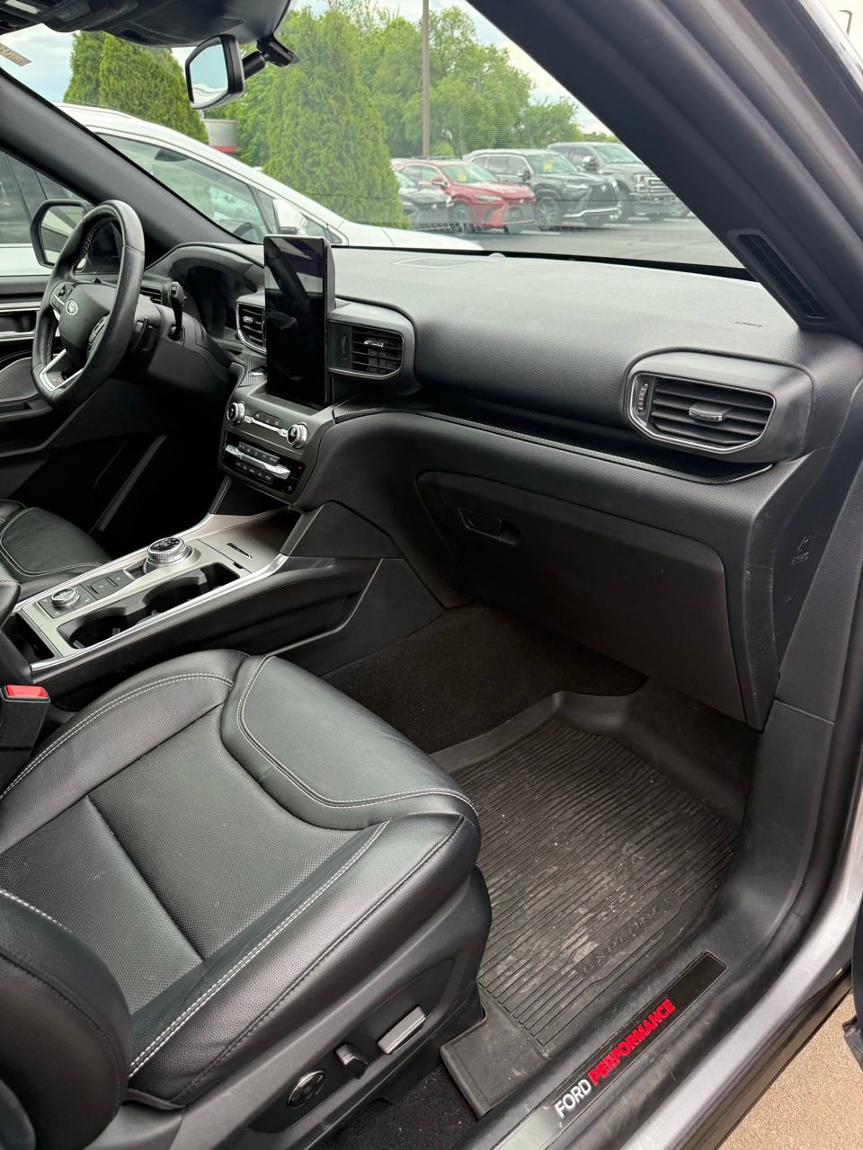 Used 2020 Ford Explorer ST w/ Premium Technology Package AWD/4WD image 16