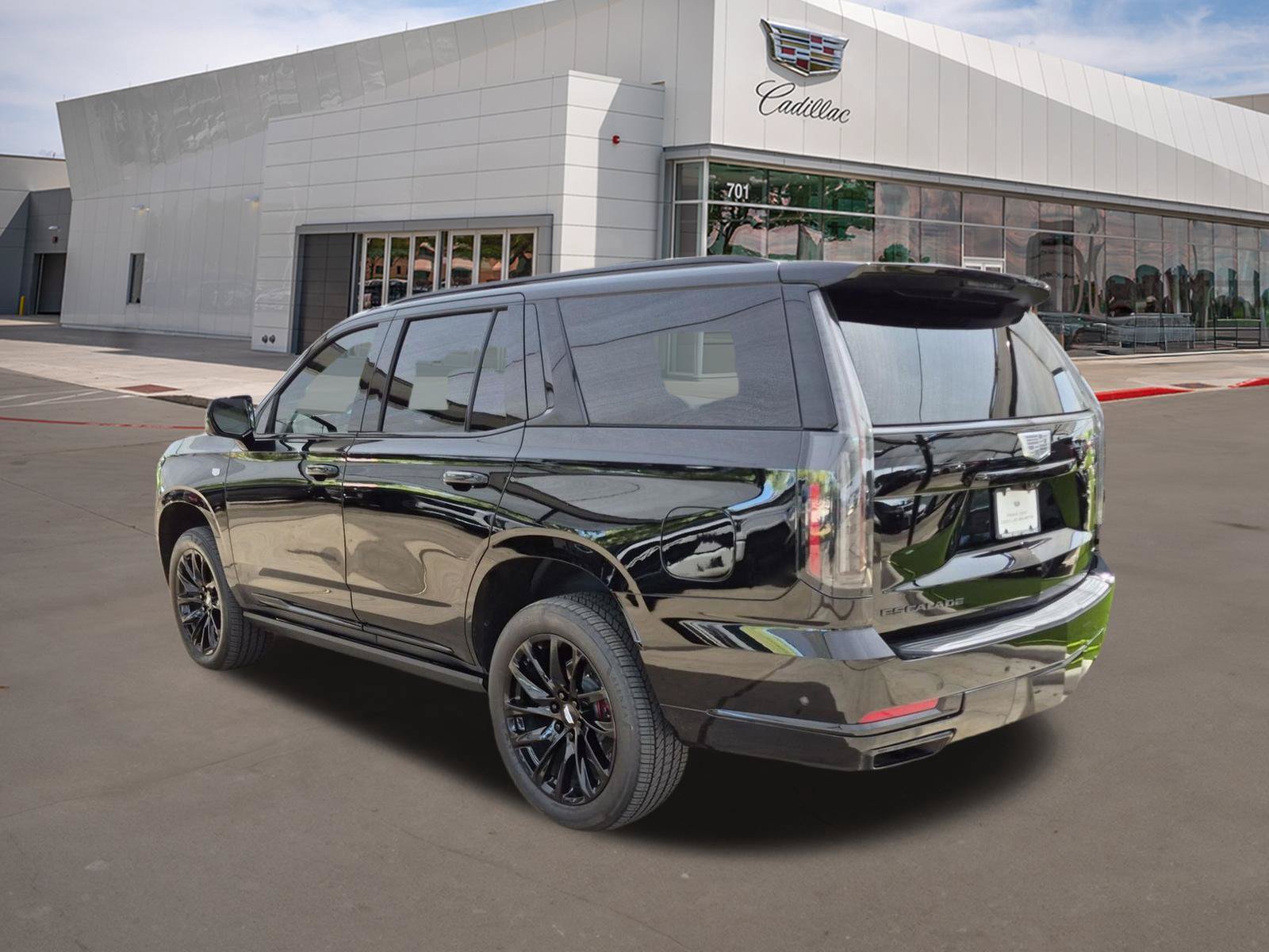 Certified 2025 Cadillac Escalade Sport Platinum w/ LPO, Floor Liner Package AWD/4WD image 4