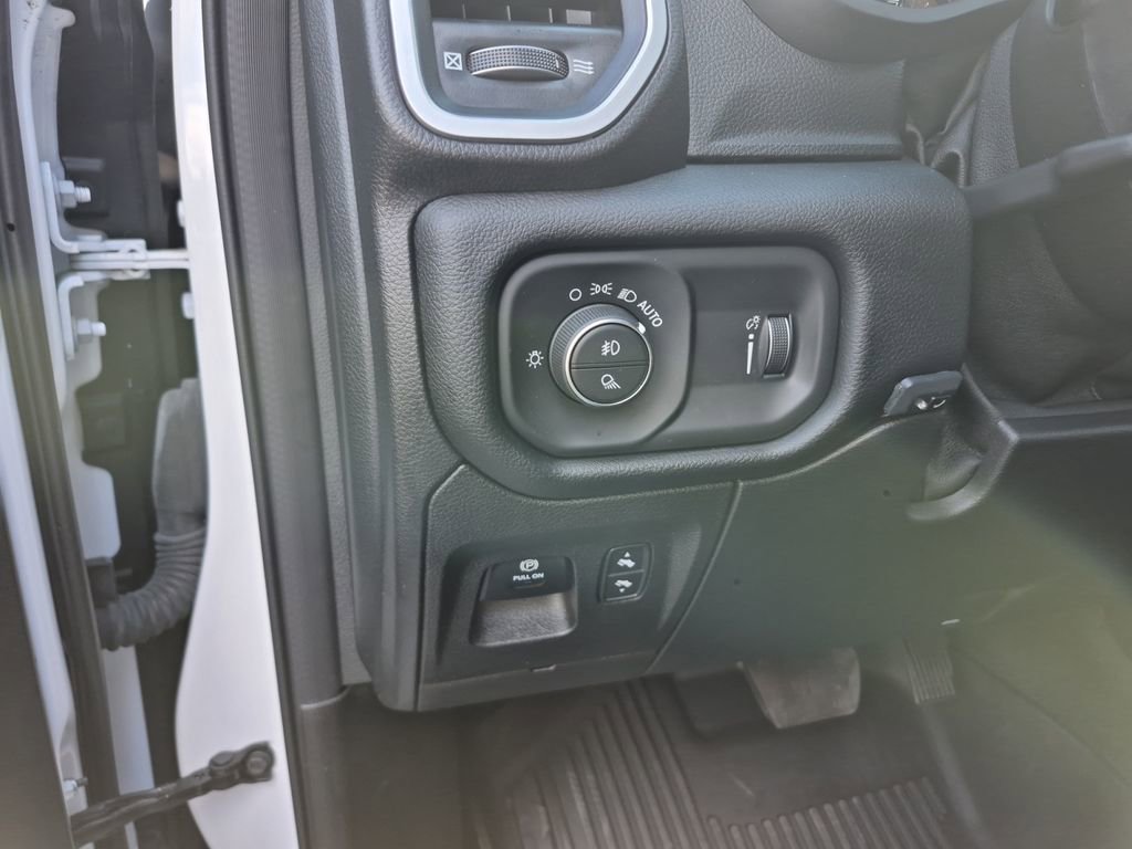 Used 2022 RAM 1500 Lone Star RWD image 17