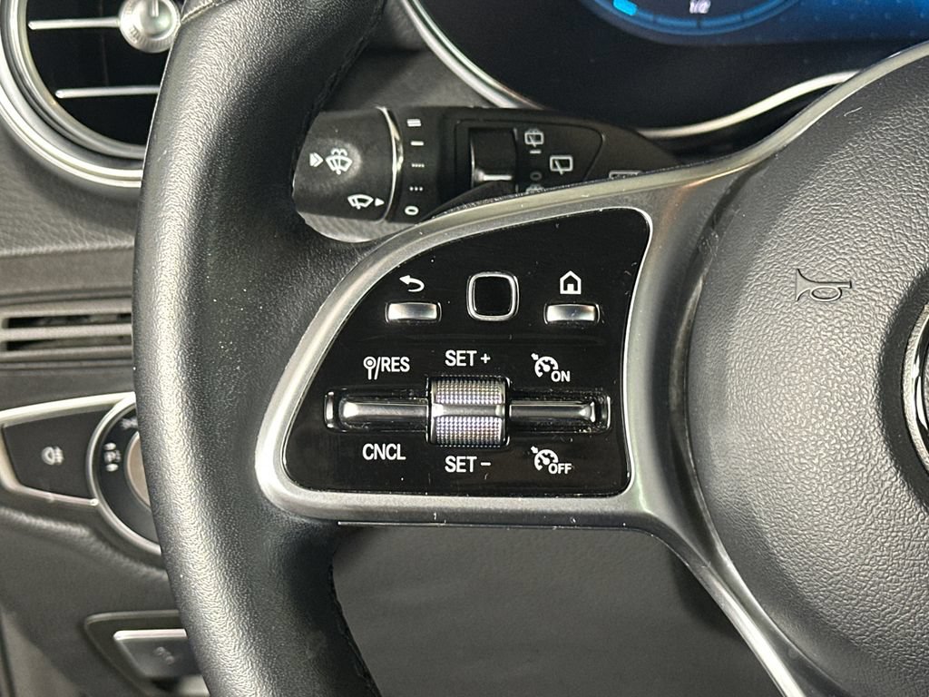 Certified 2022 Mercedes-Benz GLC 300 image 27