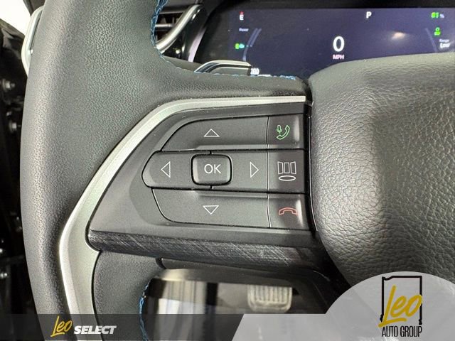 Used 2022 Jeep Grand Cherokee Trailhawk w/ Luxury Tech Group III AWD/4WD image 11