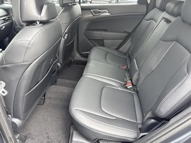 New 2026 Kia Sportage EX AWD/4WD image 14