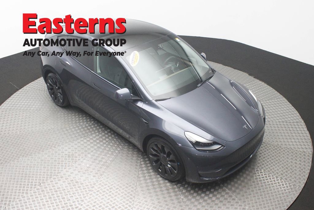 Used 2022 Tesla Model Y Performance image 3
