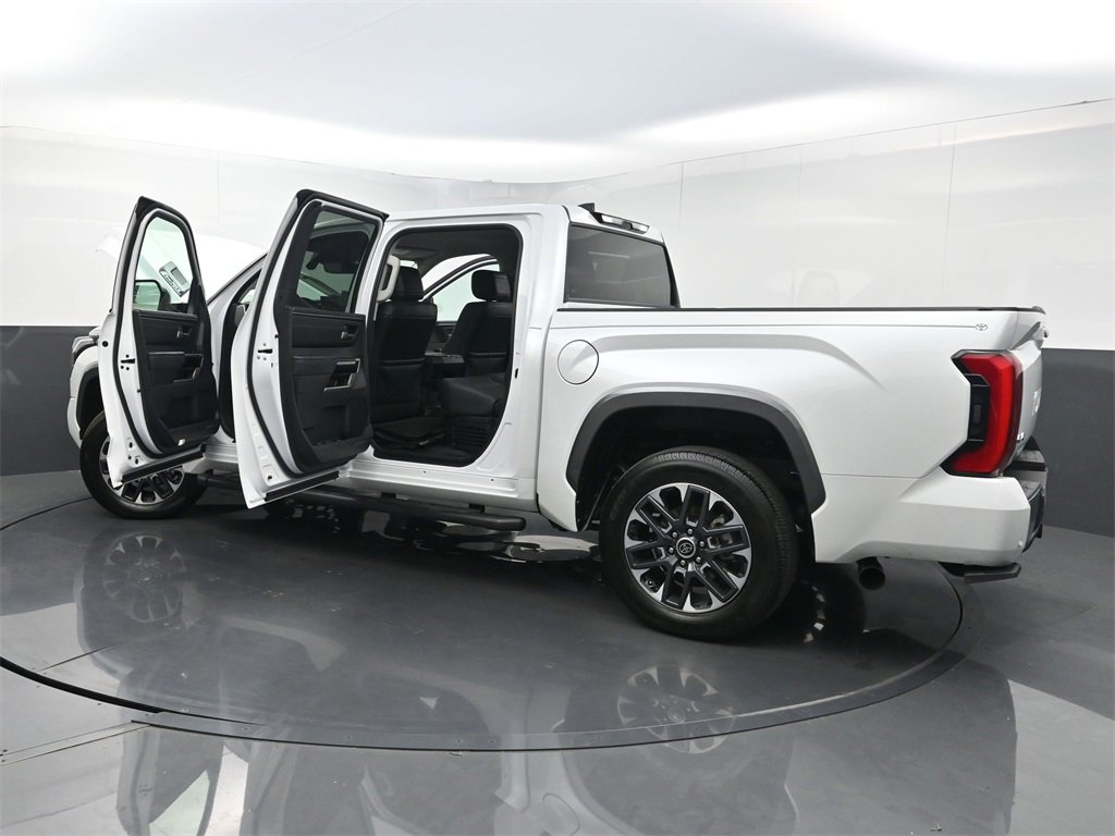 Used 2024 Toyota Tundra Limited image 40