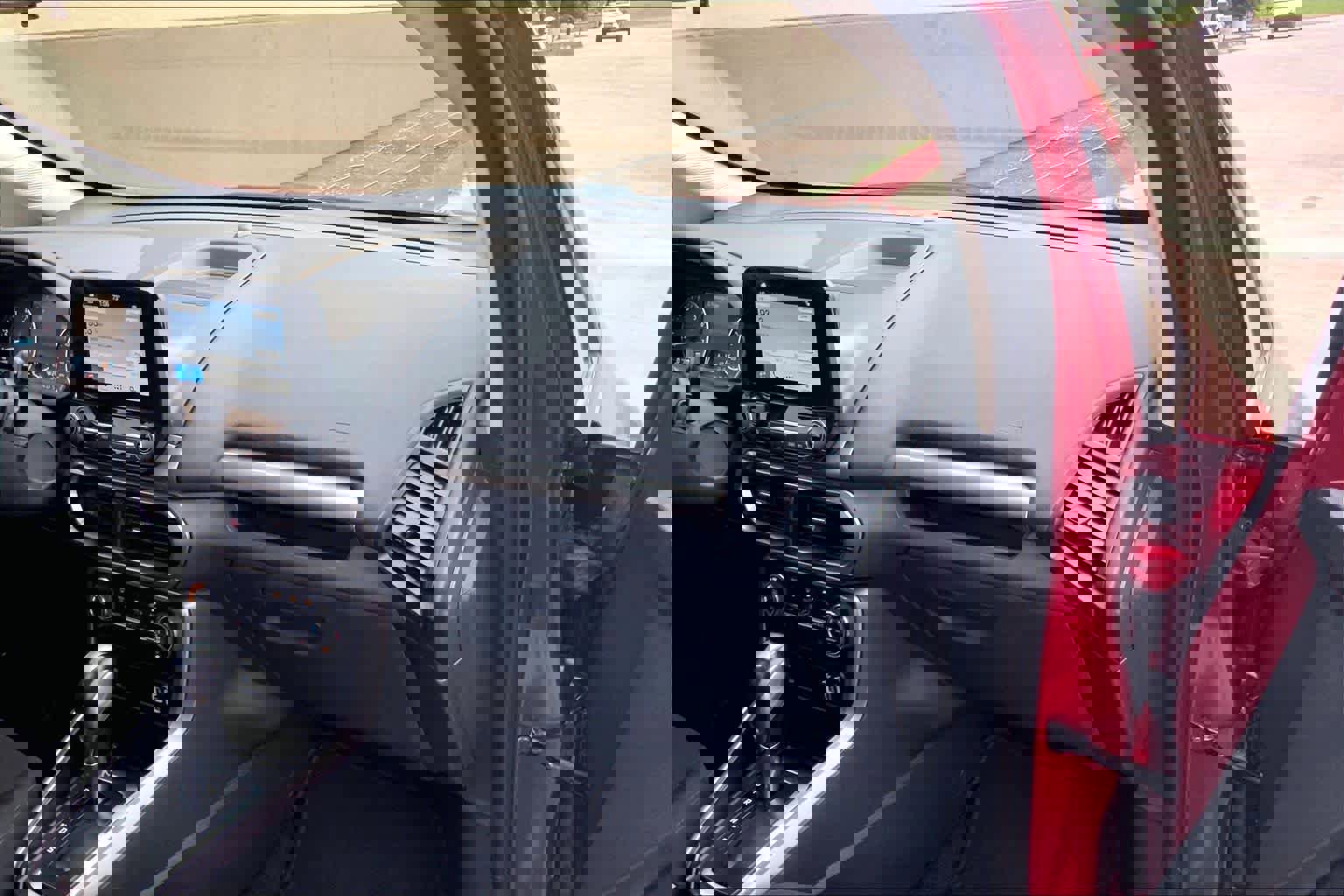 Used 2019 Ford EcoSport SE image 19