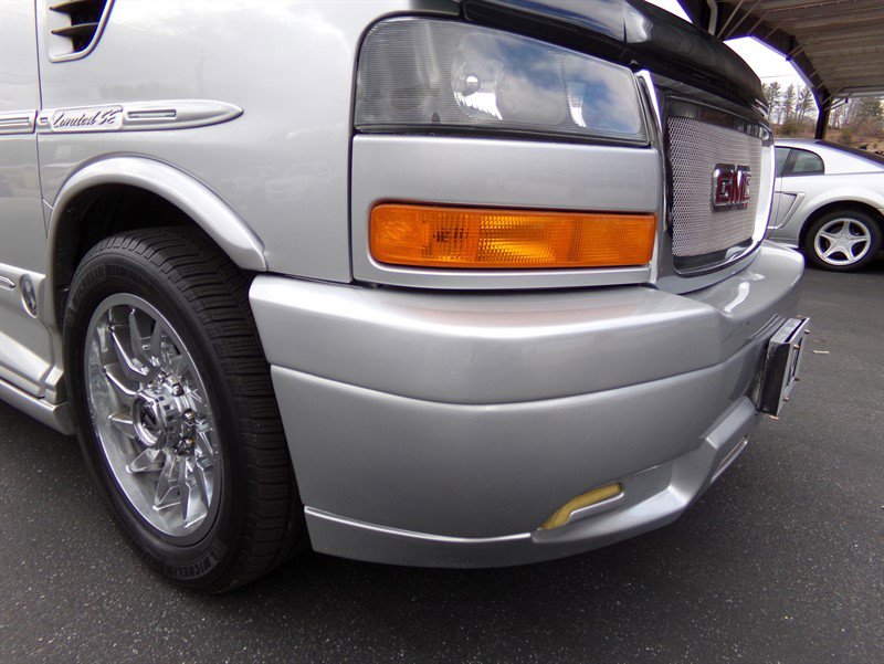 Used 2013 GMC Savana 2500 Extended image 5