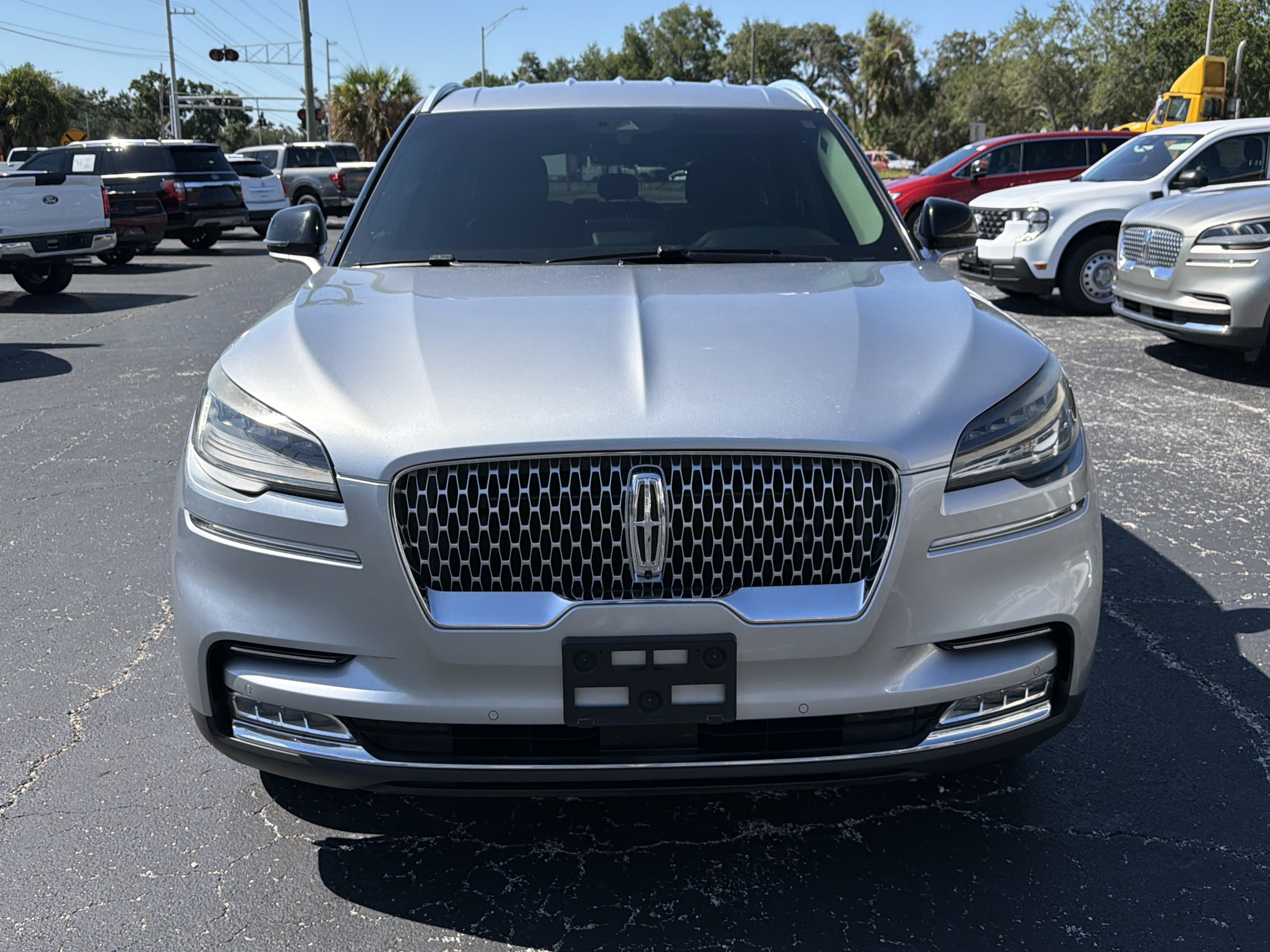 Certified 2020 Lincoln Aviator Reserve w/ Elements Package Plus RWD image 8