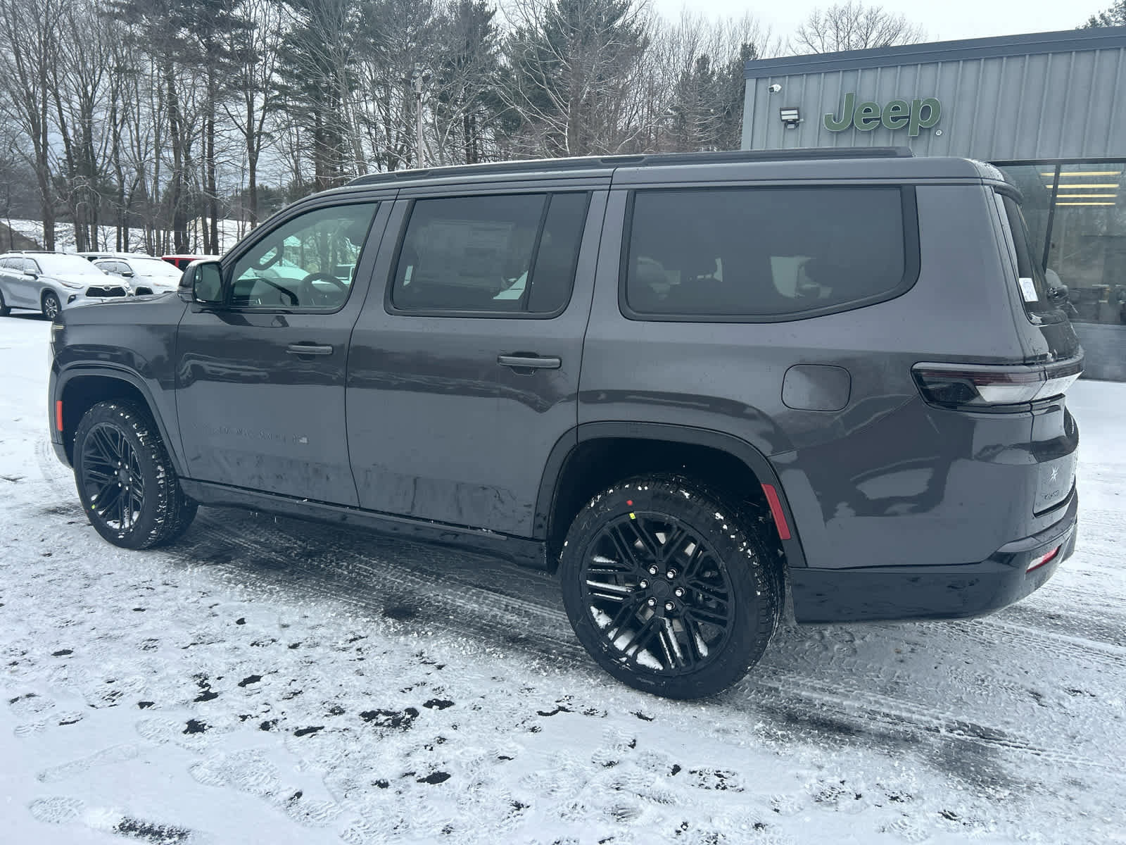 New 2026 Jeep Grand Wagoneer Limited image 9