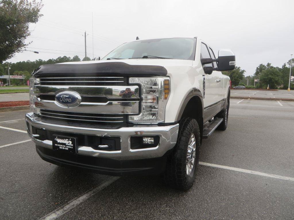 Used 2019 Ford F250 Lariat w/ Chrome Package AWD/4WD image 2