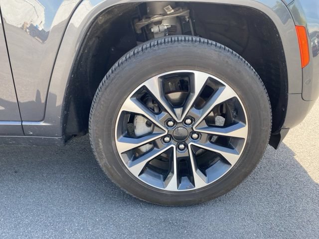 Used 2024 Jeep Grand Cherokee Overland w/ Adv Protech Group III AWD/4WD image 29