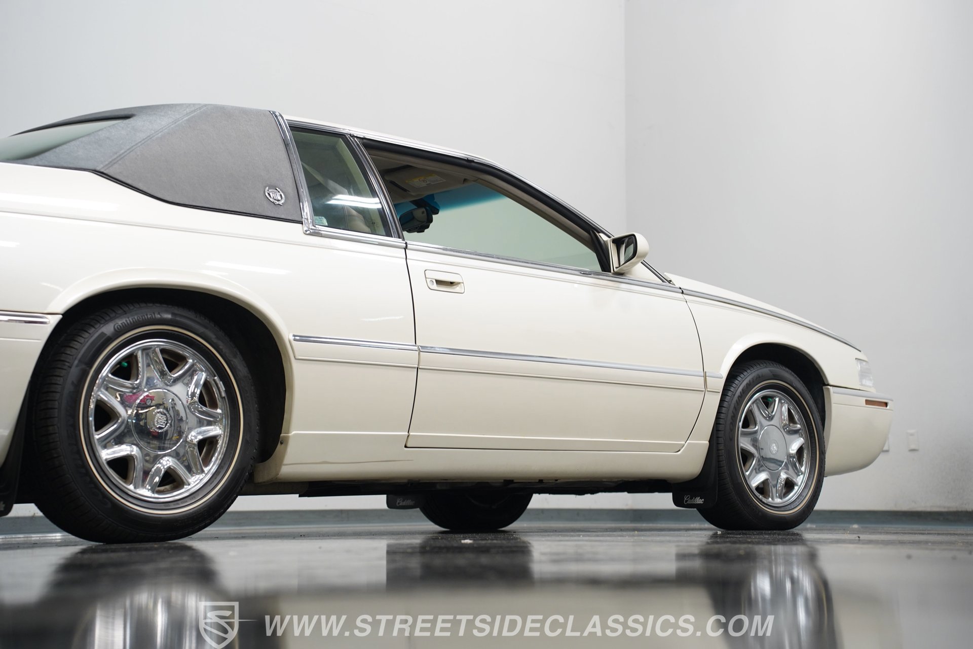 Used 2001 Cadillac Eldorado ESC w/ Comfort/Convenience Pkg FWD image 27