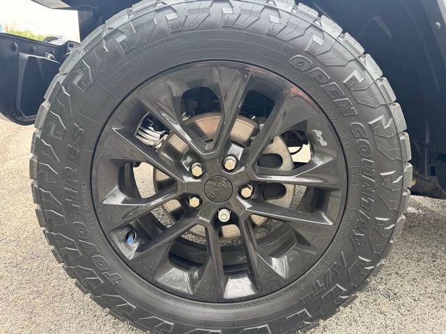 Used 2021 Jeep Wrangler Unlimited Sahara w/ Dual Top Group image 10