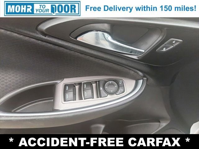 Used 2020 Chevrolet Malibu LT FWD image 11