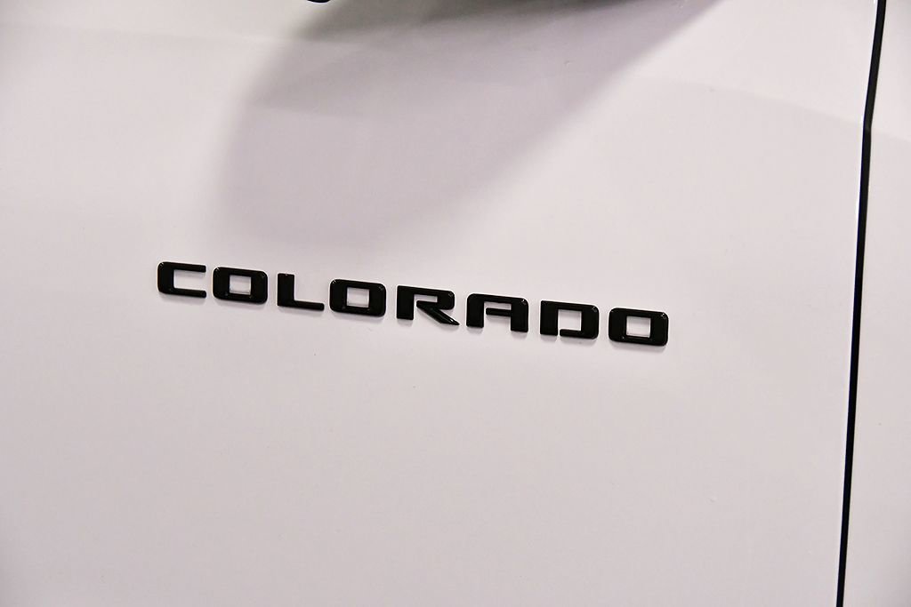 Used 2024 Chevrolet Colorado Z71 w/ LPO, Dark Essentials Package image 10