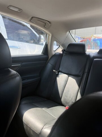 Used 2013 Nissan Altima 2.5 SL w/ 2.5 Moonroof Pkg FWD image 19