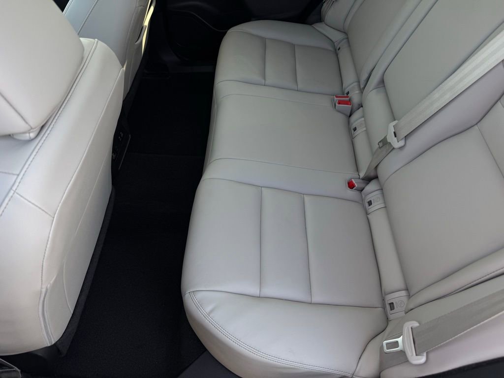 Used 2023 Nissan Rogue SL w/ SL Premium Package image 12