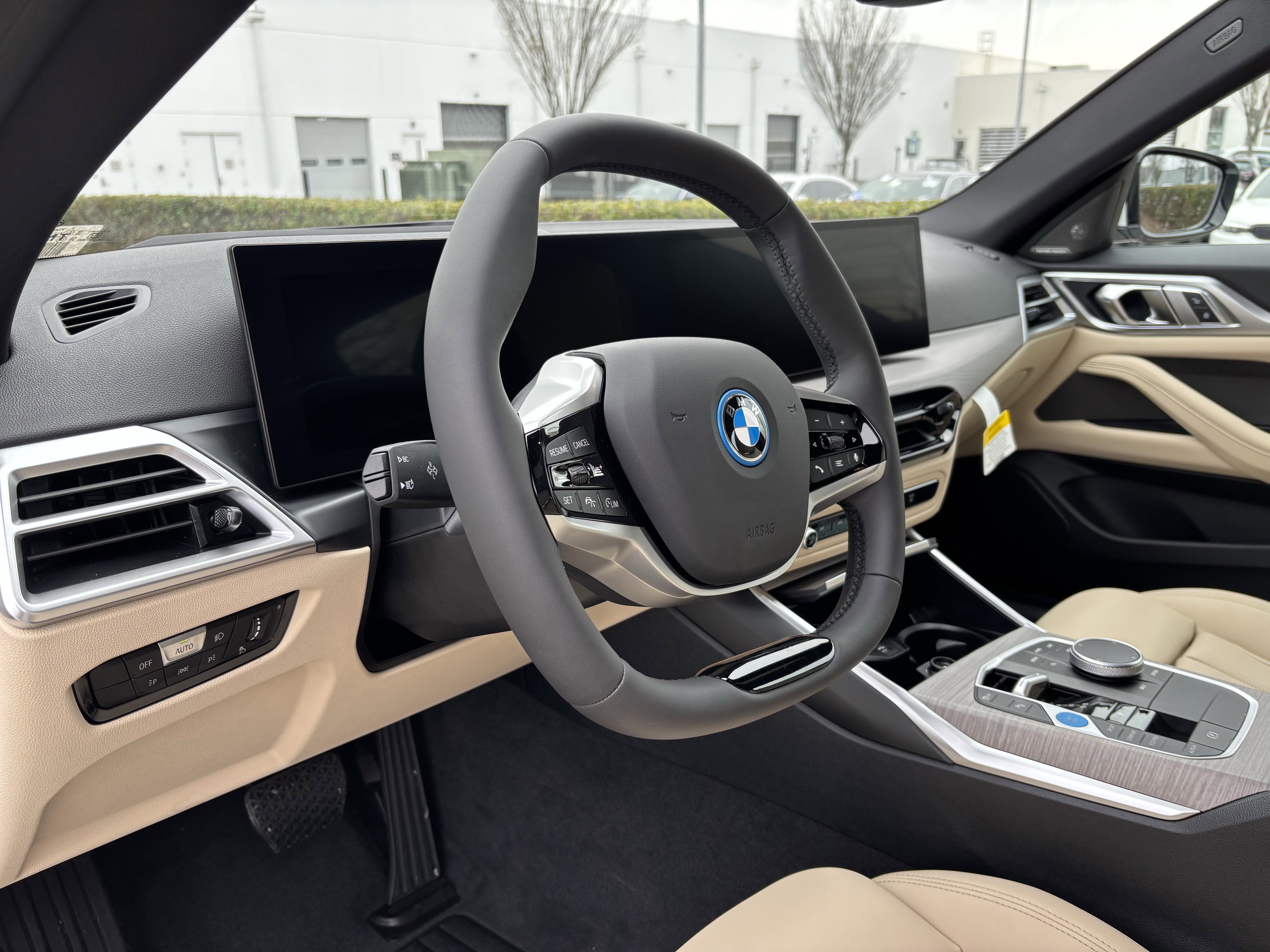 Used 2026 BMW i4 eDrive40 w/ Premium Package RWD image 17