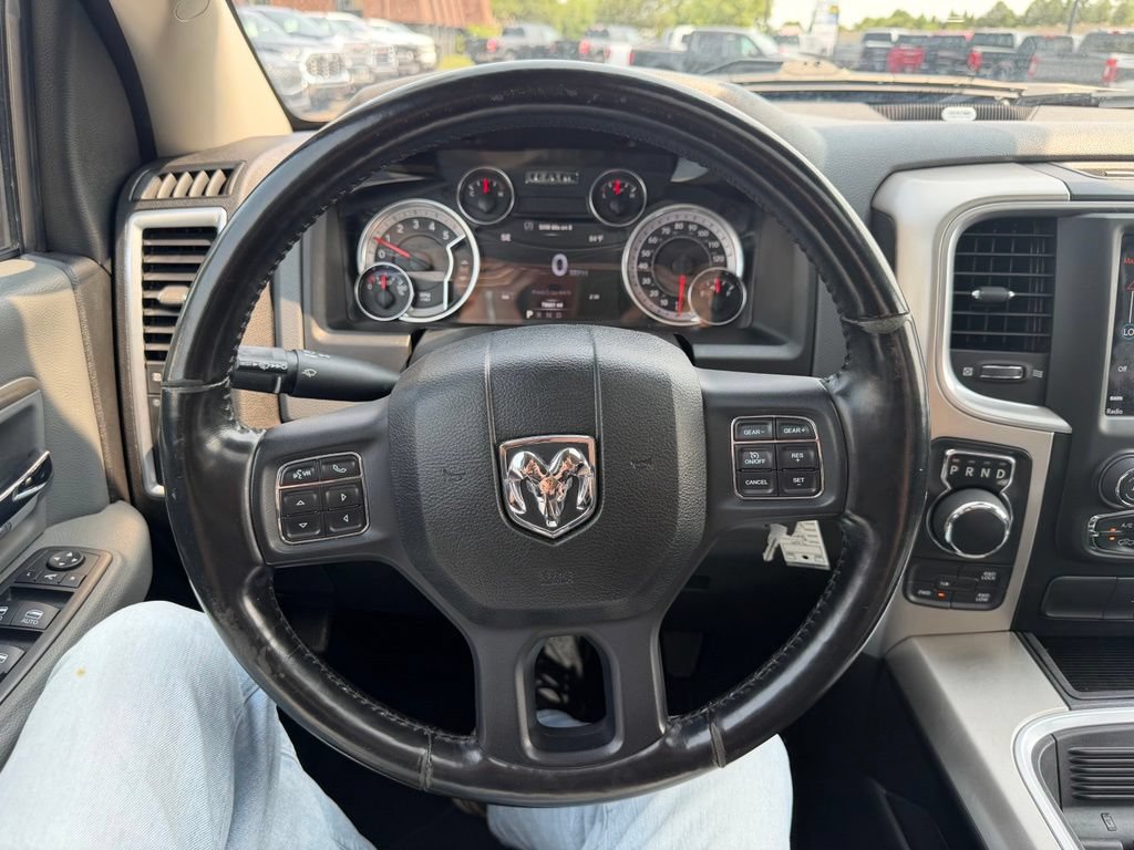 Used 2019 RAM 1500 Classic SLT w/ Black Appearance Group AWD/4WD image 38
