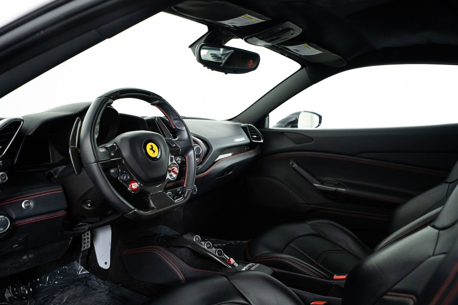 Certified 2019 Ferrari 488 GTB RWD image 36