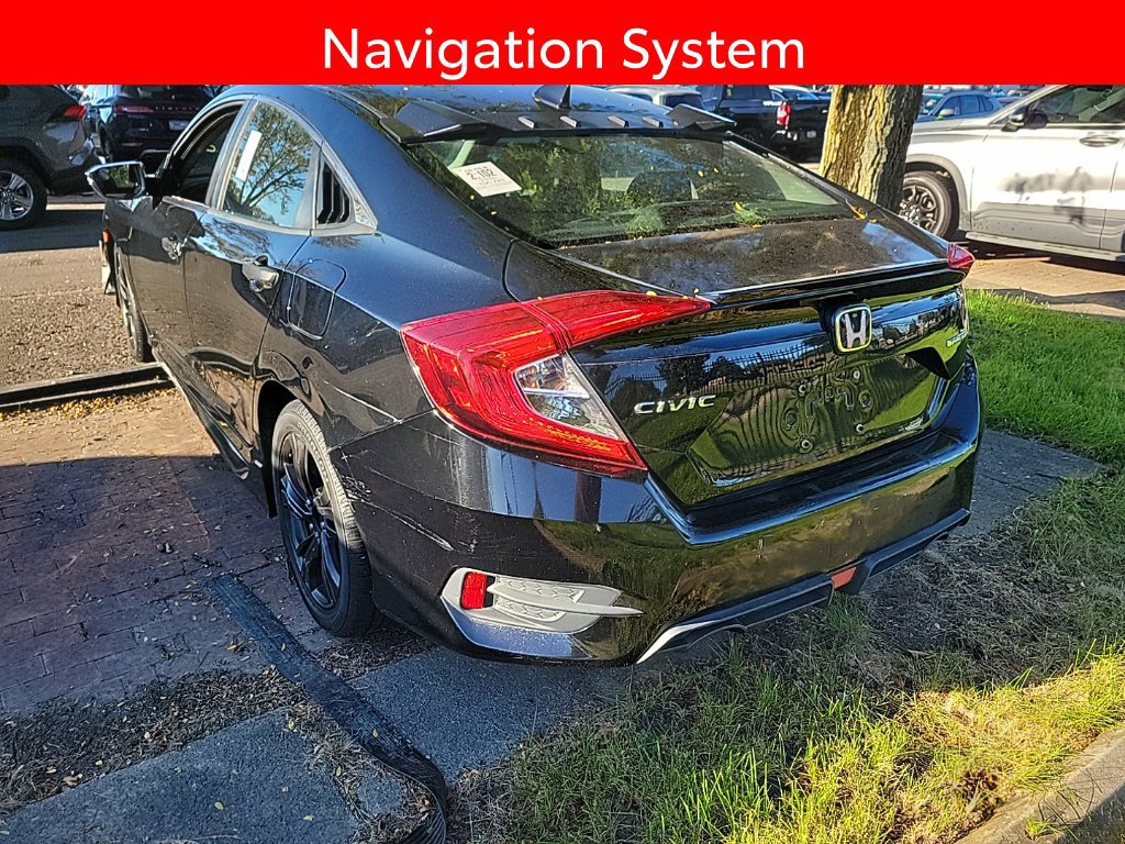 Used 2016 Honda Civic Touring image 4