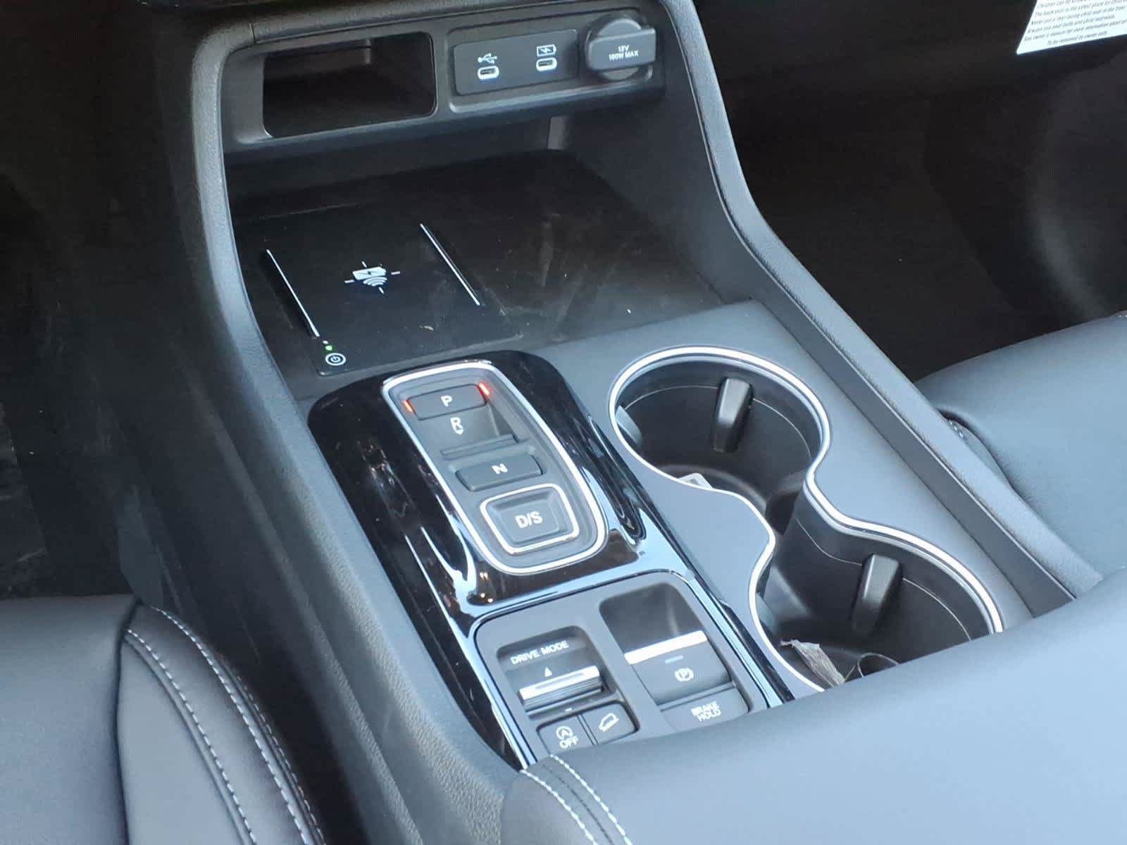 New 2026 Honda Pilot Touring image 17
