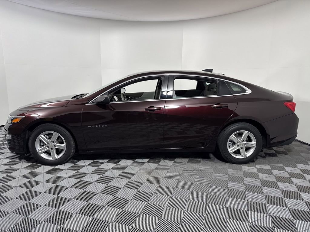 Used 2021 Chevrolet Malibu LS image 13