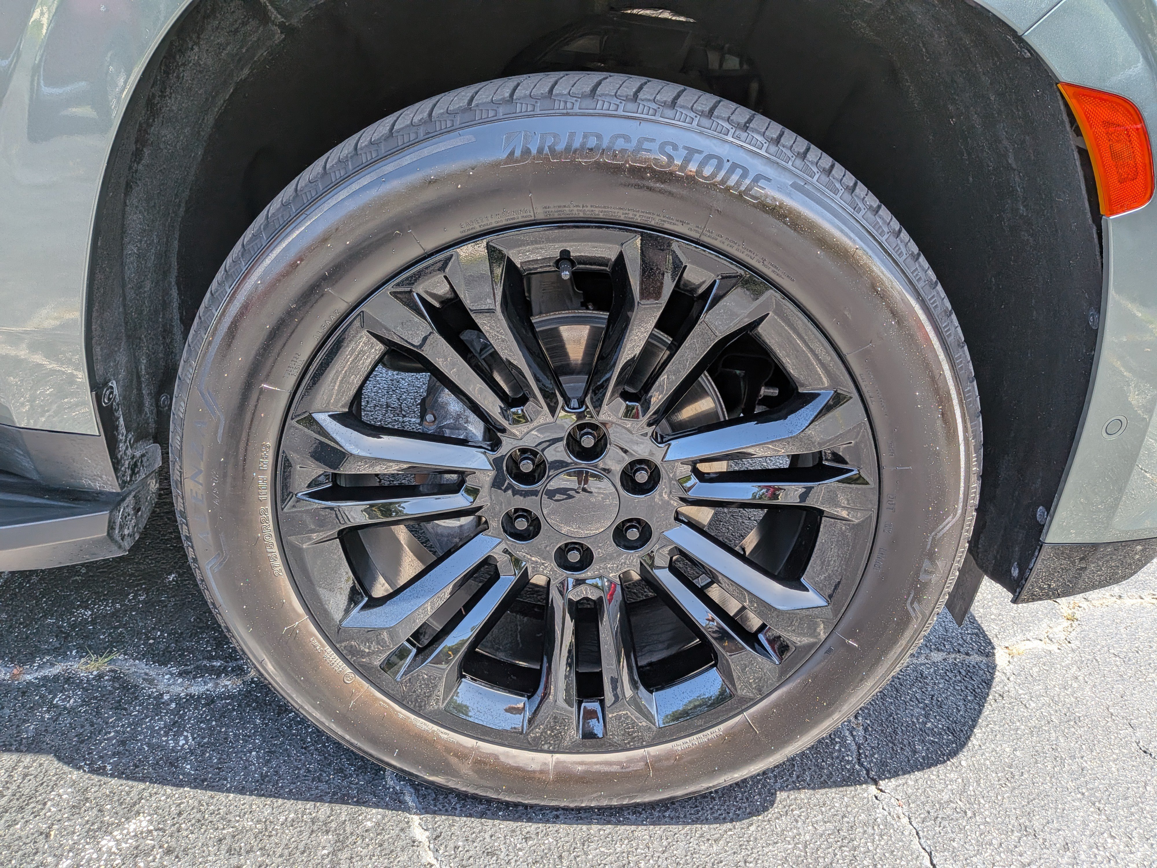 Certified 2024 Cadillac Escalade ESV Premium Luxury AWD/4WD image 12
