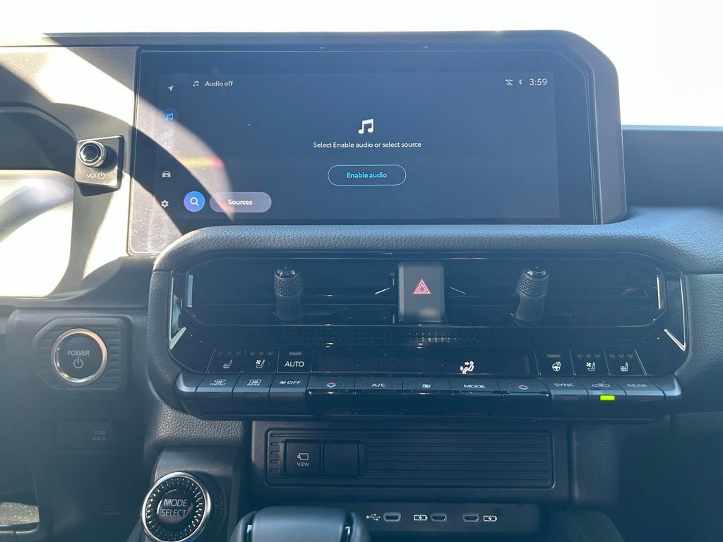 Used 2025 Toyota Land Cruiser image 18