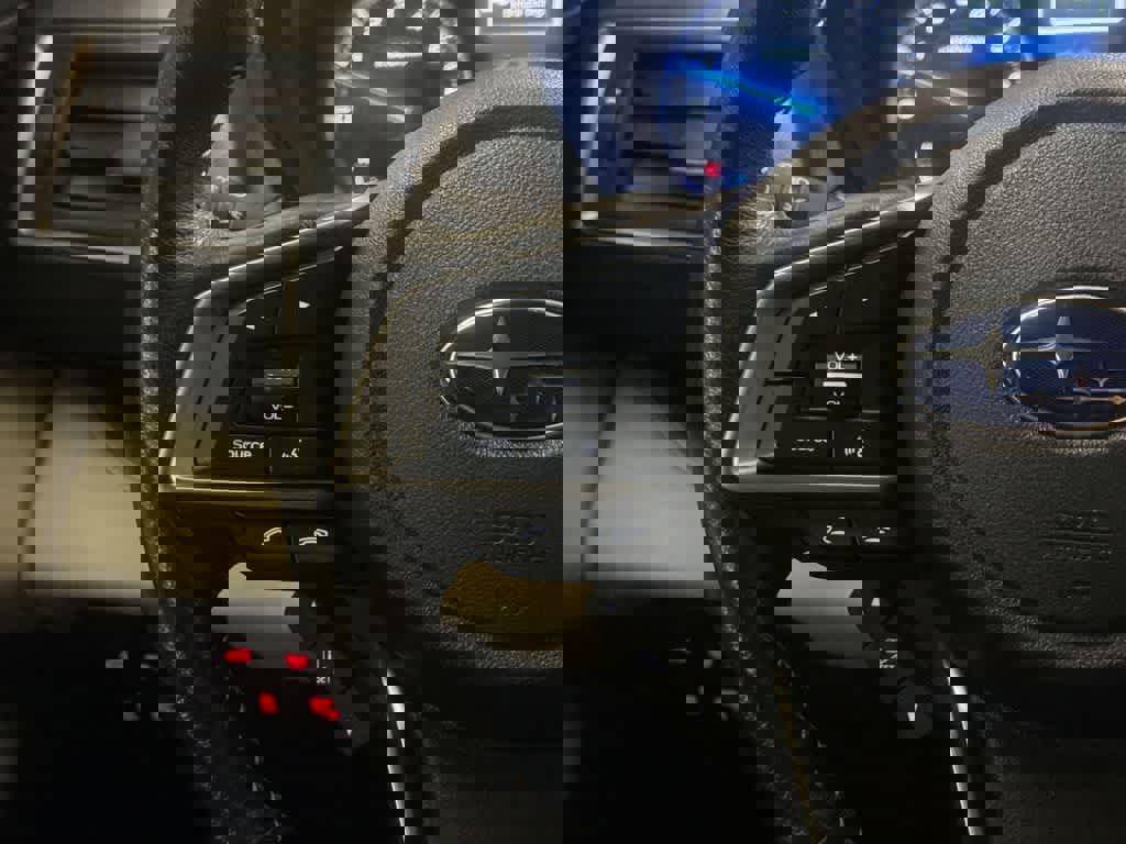 Used 2021 Subaru Ascent Limited w/ Technology Package image 27