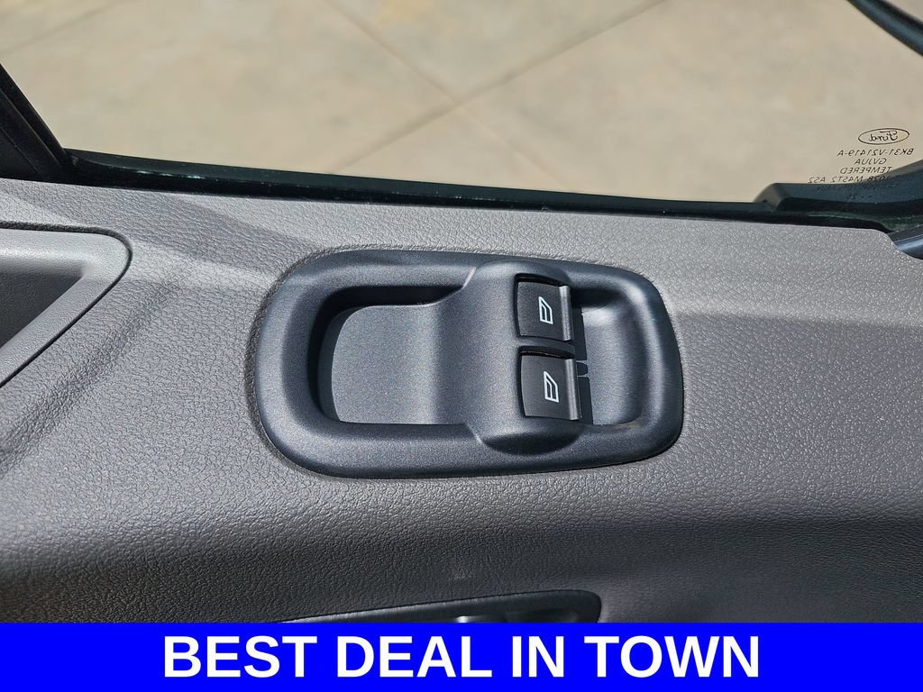 New 2026 Ford Transit 250 148 Medium Roof w/ Load Area Protection Package RWD image 27