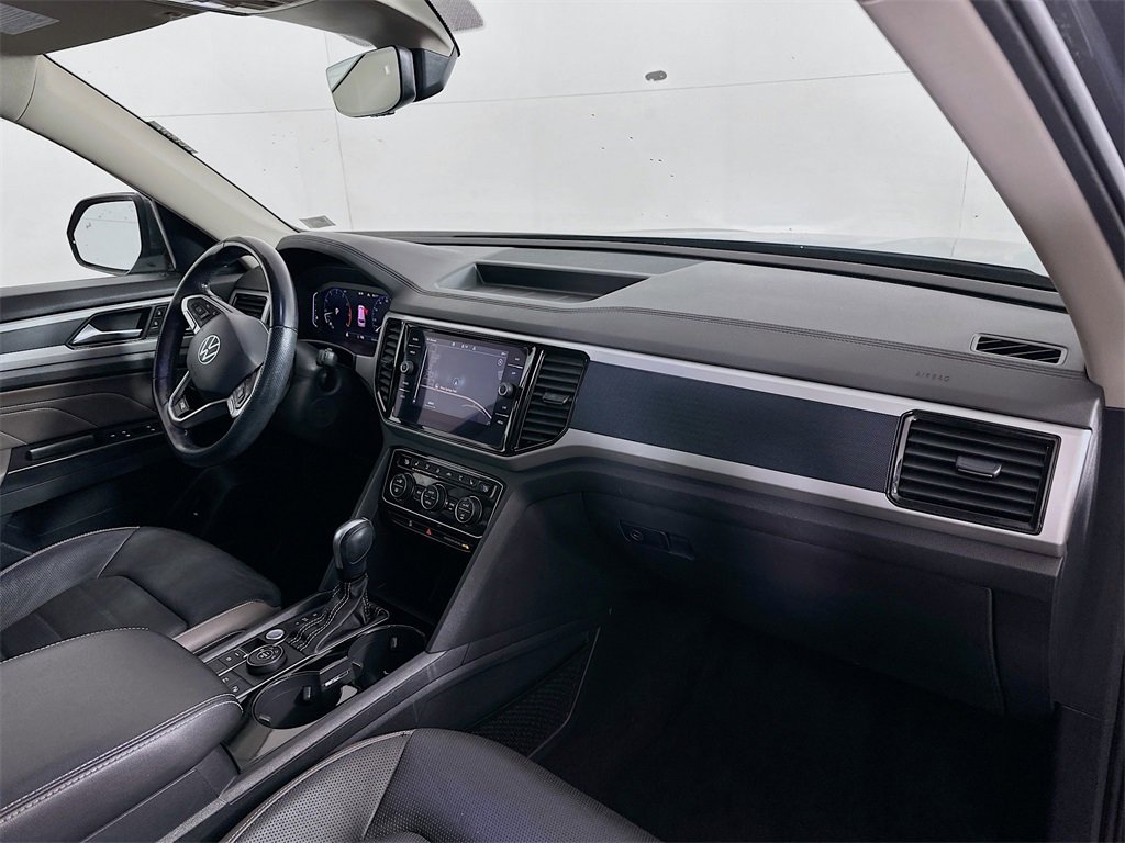 Used 2021 Volkswagen Atlas SEL Premium image 31