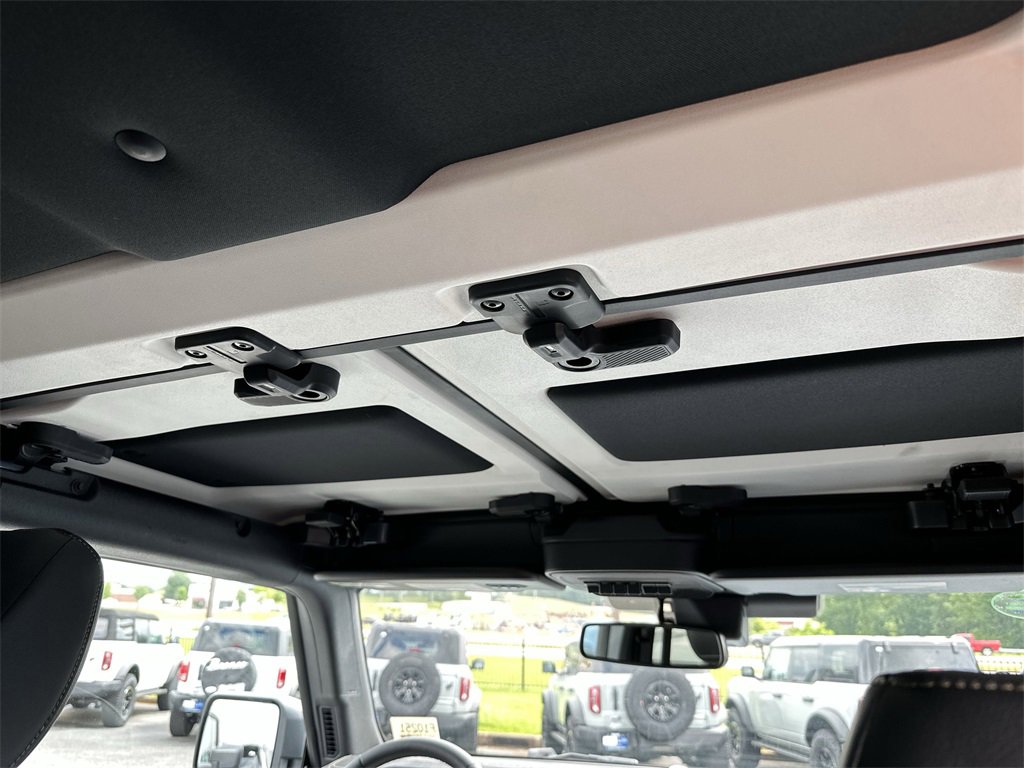 New 2025 Ford Bronco Badlands image 13